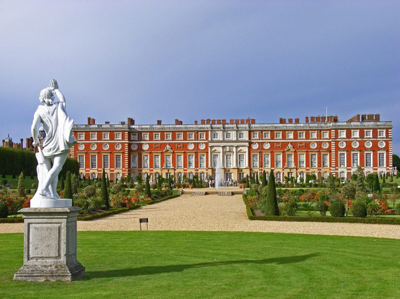 Hampton Court Palace