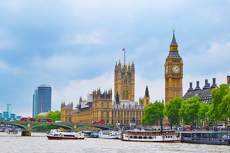 Big Ben by the Thames