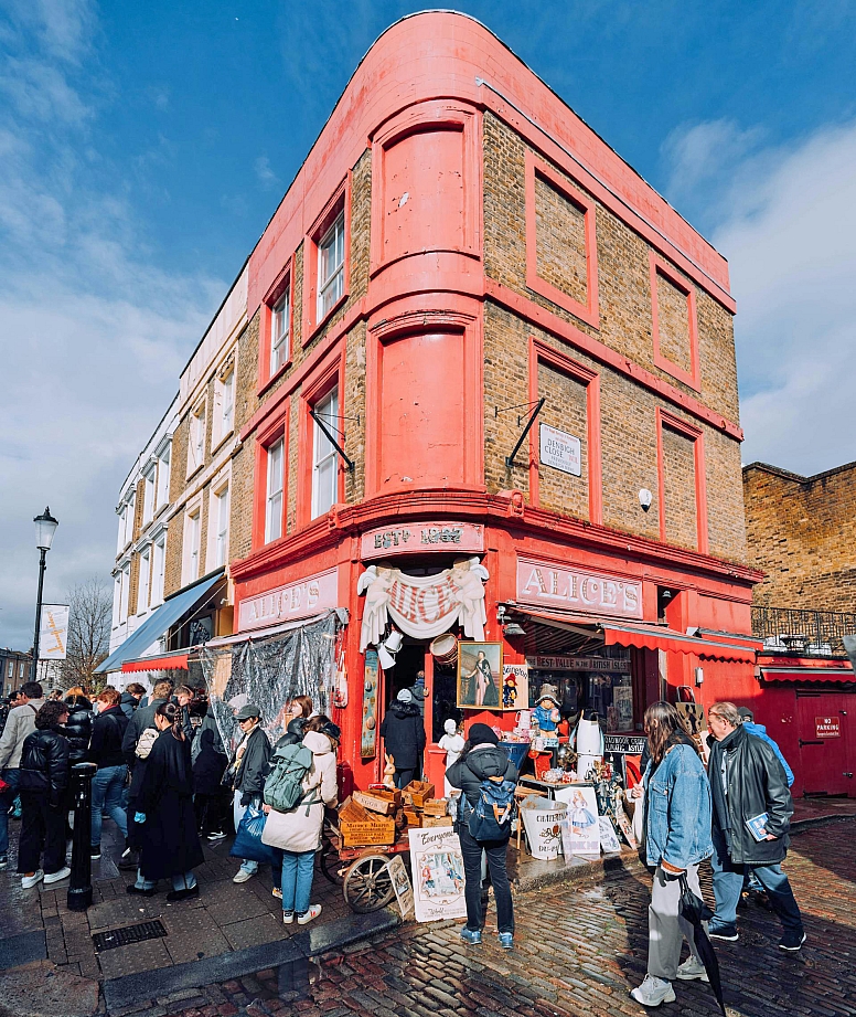 pink tenement in notting hill